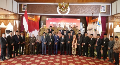 Al Haris Lantik Sudirman Jadi Komisaris Utama Bank Jambi